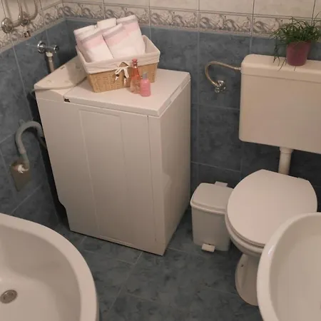 Casa vacanze Seaside House For Families With Children - 22156 Rogoznica (Sibenik-Knin)