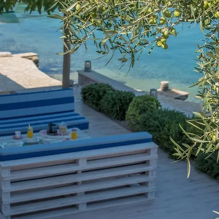 Feriehus Seaside House For Families With Children - 22156 Rogoznica (Sibenik-Knin)