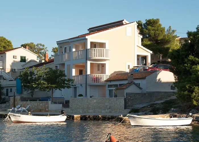 Seaside House For Families With Children - 22156 Feriehus *