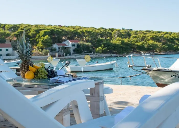 Seaside House For Families With Children - 22156 Feriehus *